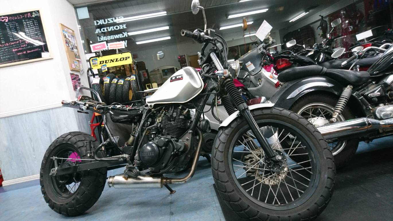 YAMAHA/TW225カスタム | ストラテジー【福岡市にある街のバイク屋さん！販売・修理・買取なんでもお任せください！】